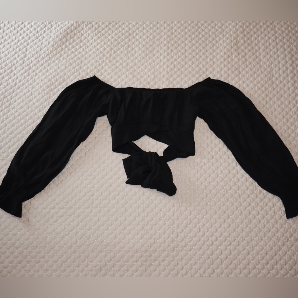 Black Tie-Back Off-Shoulder Long Sleeve Crop Top